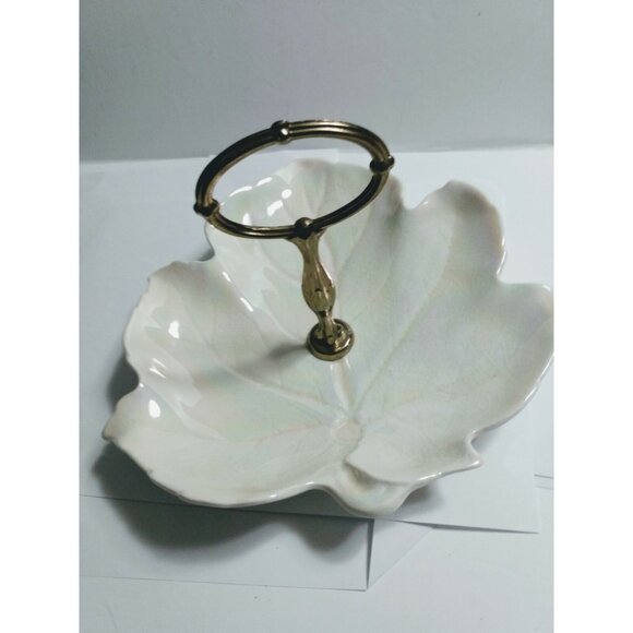 Vintage Royal Winton Handled Leaf Shaped serving tray Mother of Pearl Glaze 1950 - Picture 6 of 11